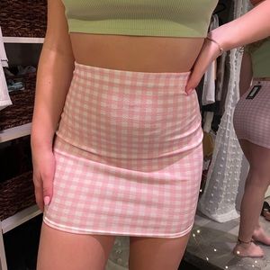 Brand new Pretty Little Thing pink gingham skirt